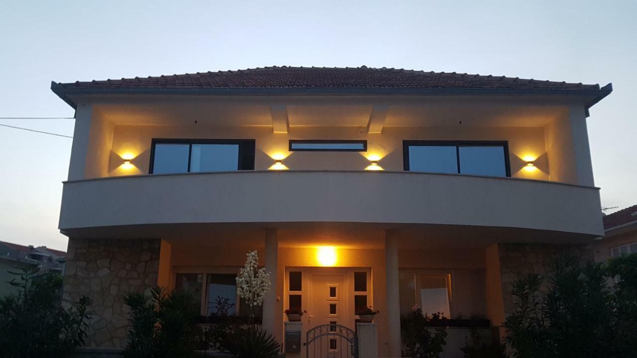 Holiday Home Velebit Nin Kültér fotó